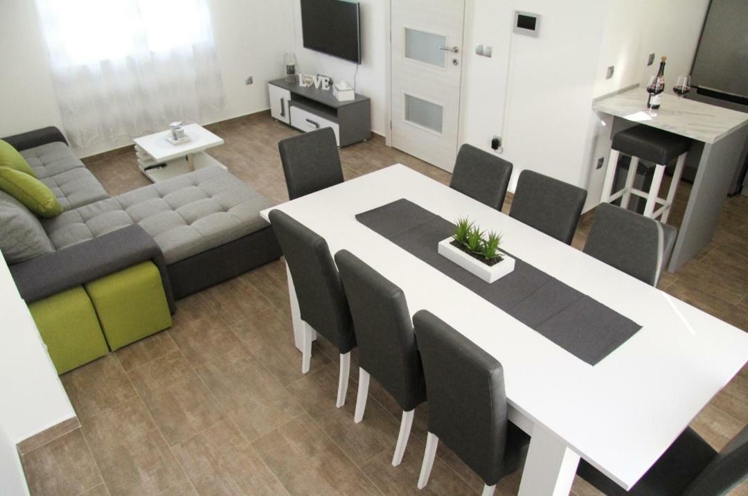 Apartman Ivana Biograd Na Moru Luaran gambar
